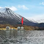 5 Star Holiday Home In Brattvag Dom wakacyjny
