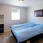 5 Star Holiday Home In Brattvag *