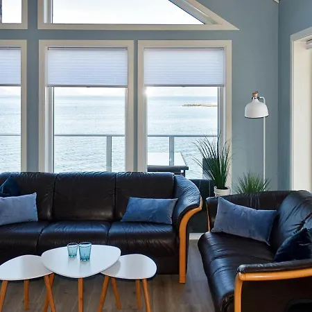 10 Person In Brattv G Holiday home Brattvag