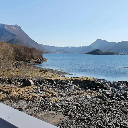5 Star In Brattvåg