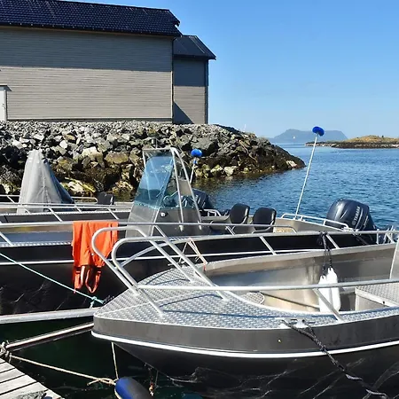 5 Star In Brattvåg