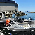 5 Star Holiday Home In Brattvag Brattvag